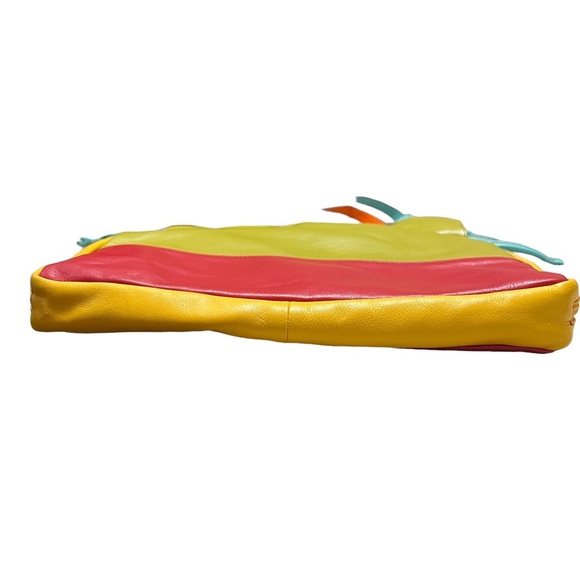 ili Color Block Leather Drawstring Shoulder Bag - Picture 7 of 10